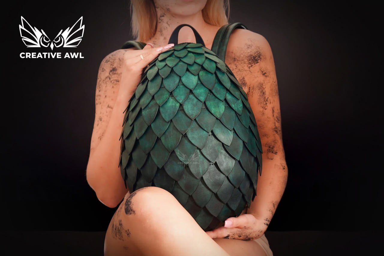 Mochila Huevo Dragon
